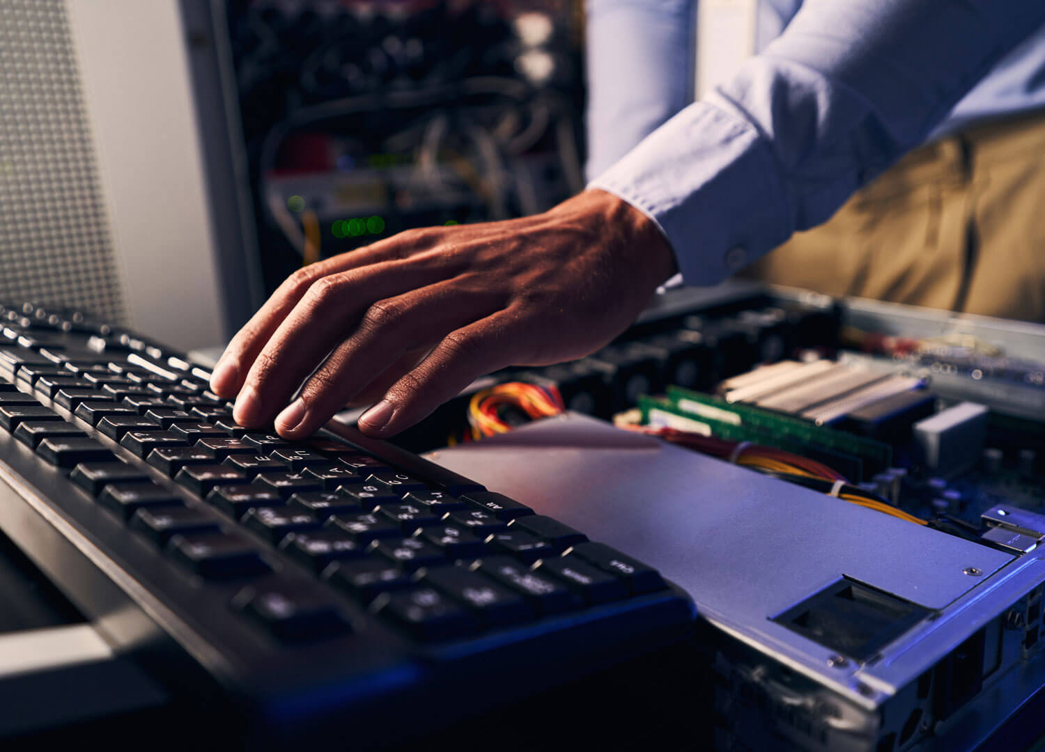 Hardware-and-Software-Services